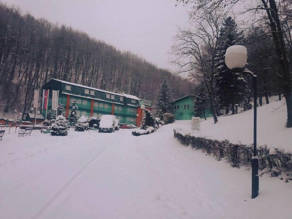 Guesthouse Edelnice Gornja Trepča Екстериор снимка